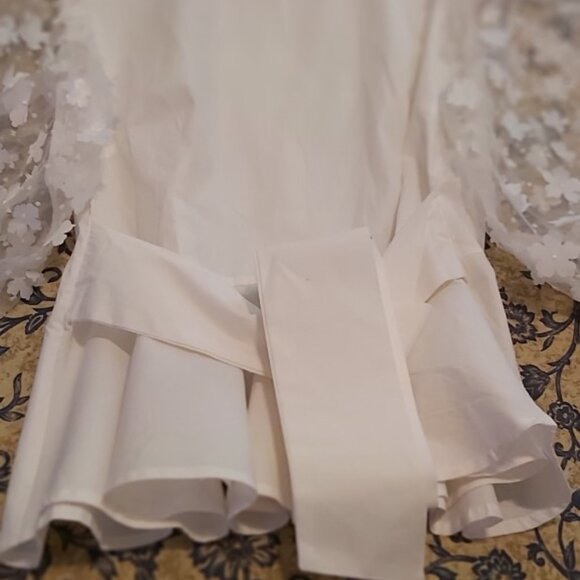 BLOUSE - SHEIN. WHITE WITH PUFFY SLEEEVE . BRAND NEW. SIZE L - Picture 8 of 9